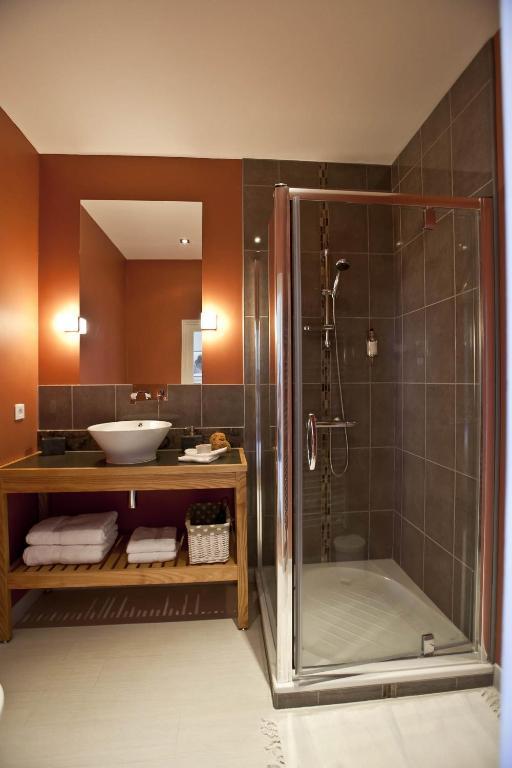Les Fleurons B&B 阿姆博斯 外观 照片